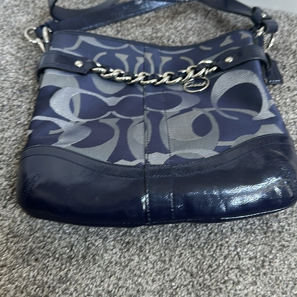 COACH PURSE NAVY W/SILVER MONOGRAM&HARDWARE OVER SHOULDER OR CROSSBODY AUTHENTIC - Picture 4 of 12